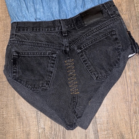 One Teaspoon Denim Chambray Blue Black Short Jumpsuit Romper Size Small - Picture 6 of 7